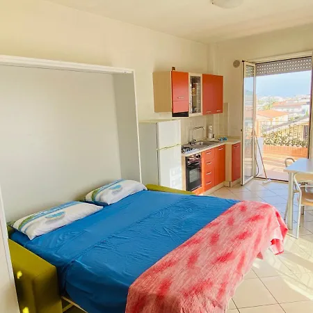 Monolocale Con Terrazza A Pochi Passi Dal Mare Con Stabilimento Balneare Convenzionato * Alba Adriatica