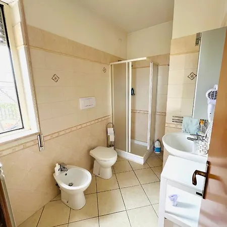 Lejlighed Monolocale Con Terrazza A Pochi Passi Dal Mare Con Stabilimento Balneare Convenzionato